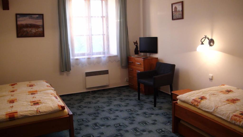 Žďár nad Sázavou Penzion Taferna חדר תמונה